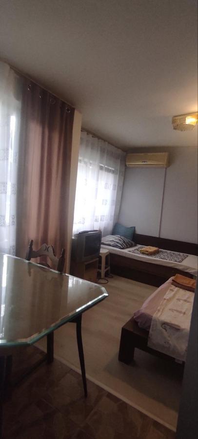 Apartment Ivaylo Warna Exterior foto