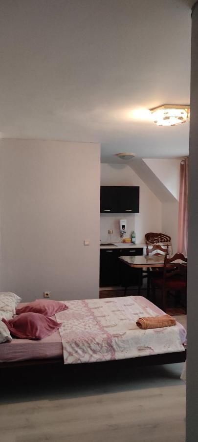 Apartment Ivaylo Warna Exterior foto